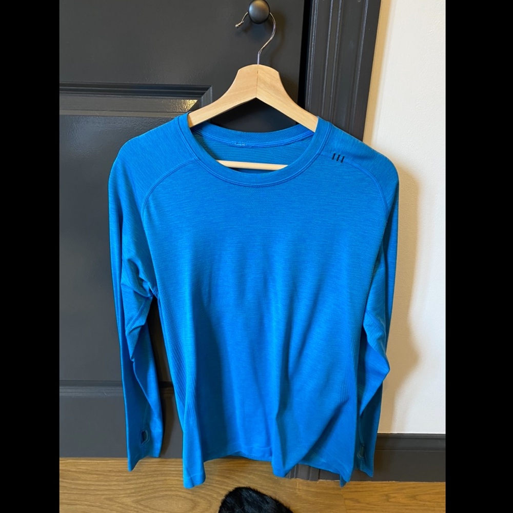 Lululemon metal vent tech long sleeve S
